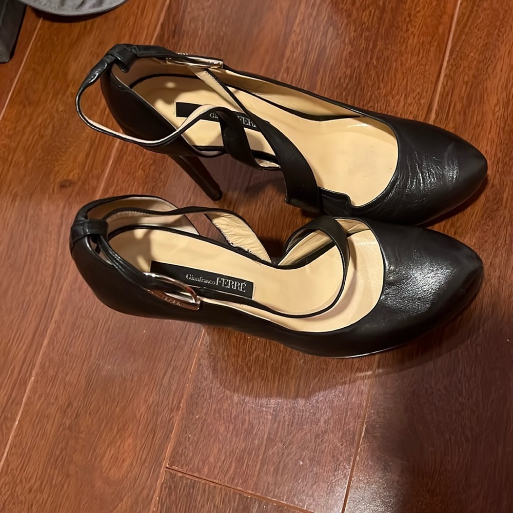 USED Gianfranco Ferre Pumps Women's Black Leather Stiletto Heel Platform Shoes